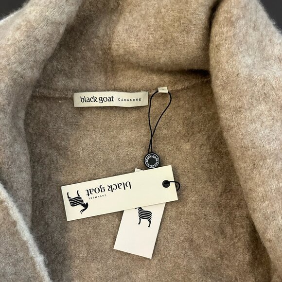 Black Goat Cardigan - Picture 3 of 6